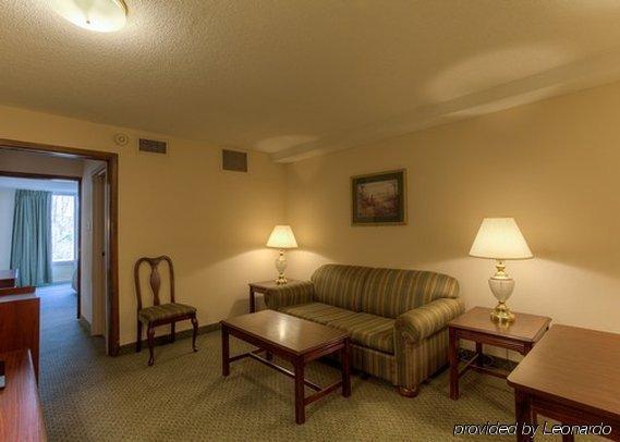 Econo Lodge Inn & Suites Lumberton Δωμάτιο φωτογραφία