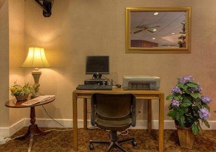Econo Lodge Inn & Suites Lumberton Επιχειρήσεις φωτογραφία